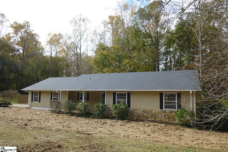 1st image of 136 Willowood Dr