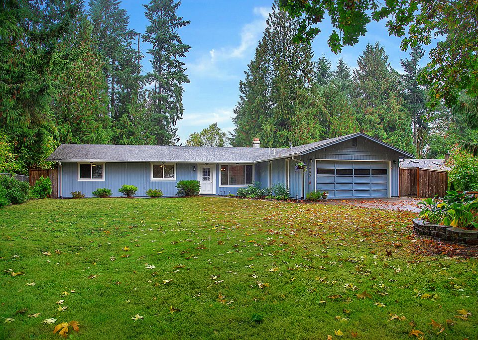 1st image of 2285 Lakemoor Dr SW