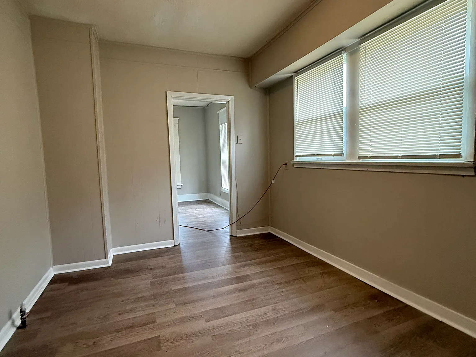 1313 Orgill Ave — Photo 2