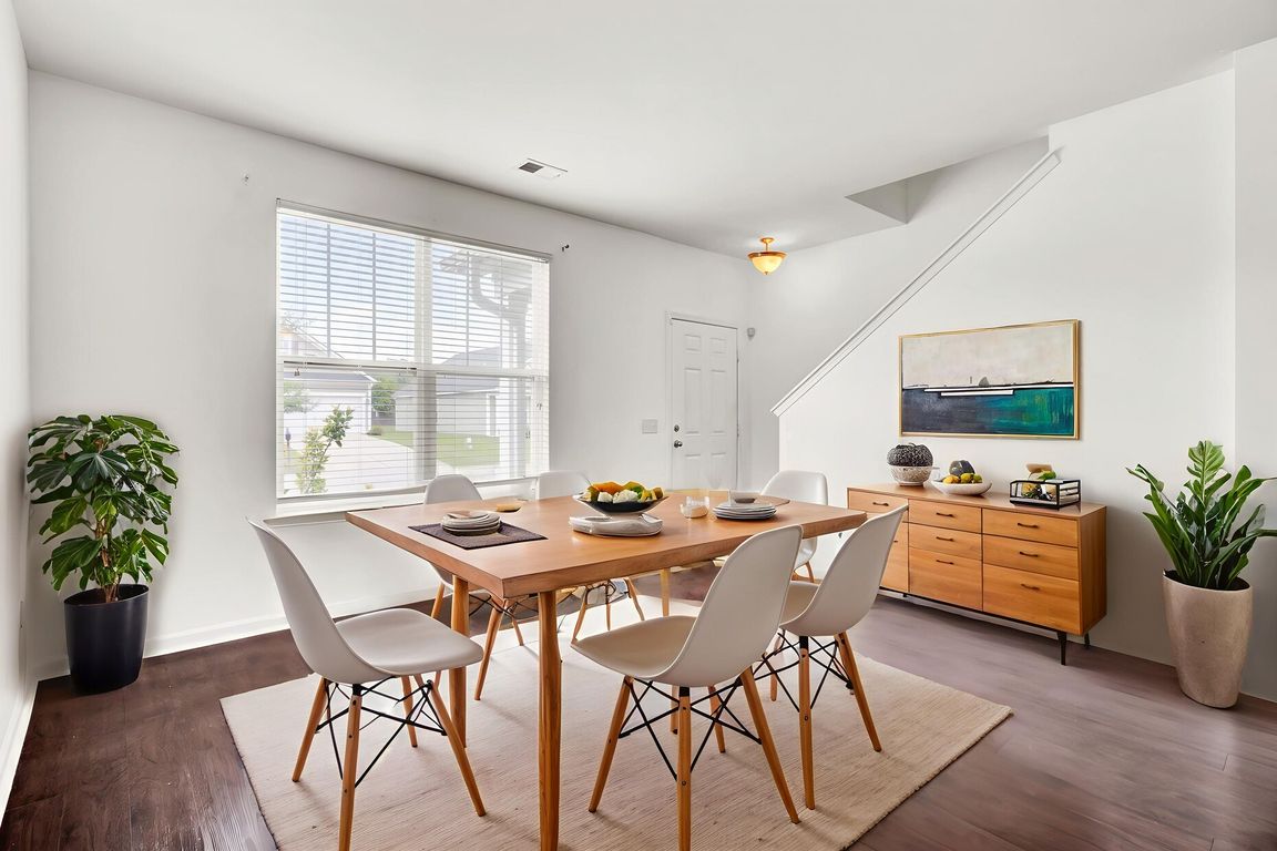 next background image