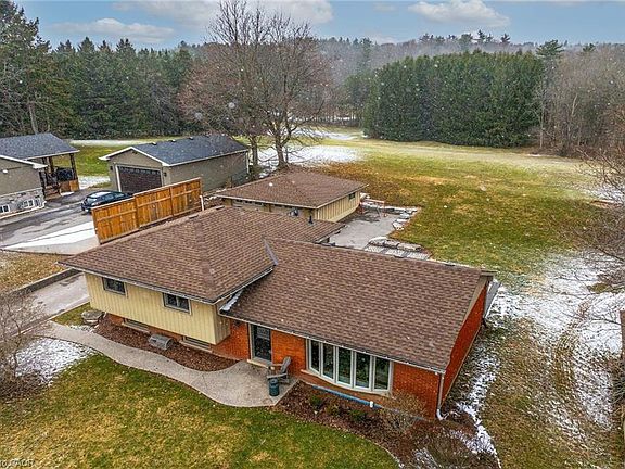 4th image of 847 Governors Rd