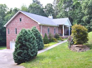 123 Cross Creek Dr, Marion, NC 28752