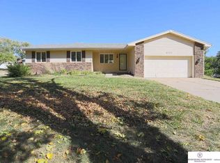 6205 N 114th St, Omaha, NE 68164
