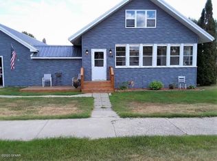 708 Emmerling Ave, Walhalla, ND 58282