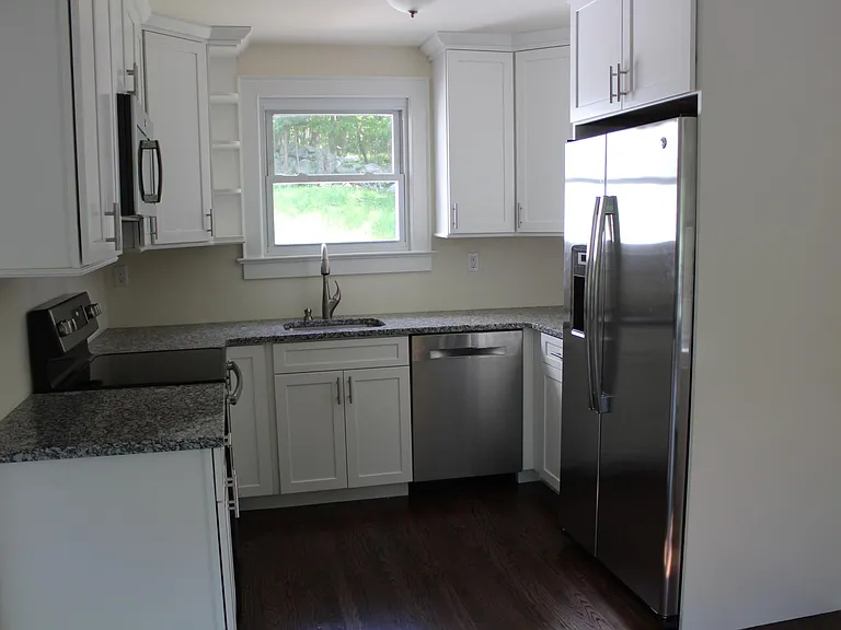 3685 Gomer St — Photo 13