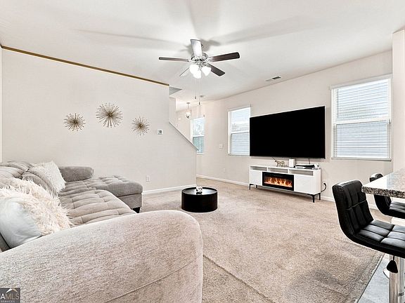 5th image of 195 Barshay Dr