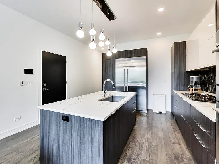3740 N Clifton Ave #2 — Photo 9
