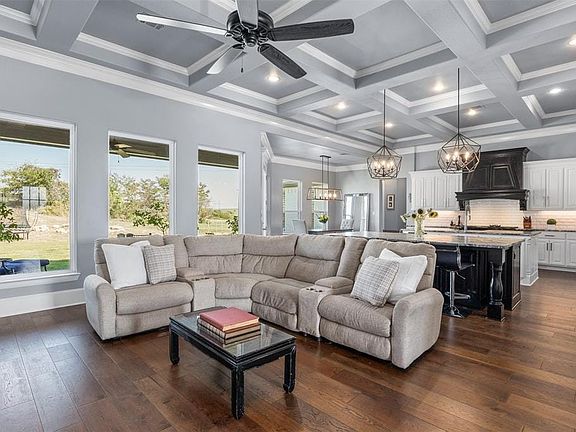 4th image of 12209 Milano Ct