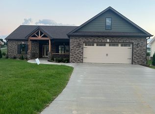 1180 Cabot Cv, Jonesborough, TN 37659