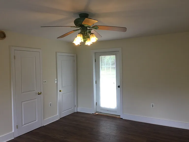 8064 Albany Post Rd — Photo 10