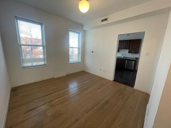 5th image of 2827 N Central Park Ave APT 2R