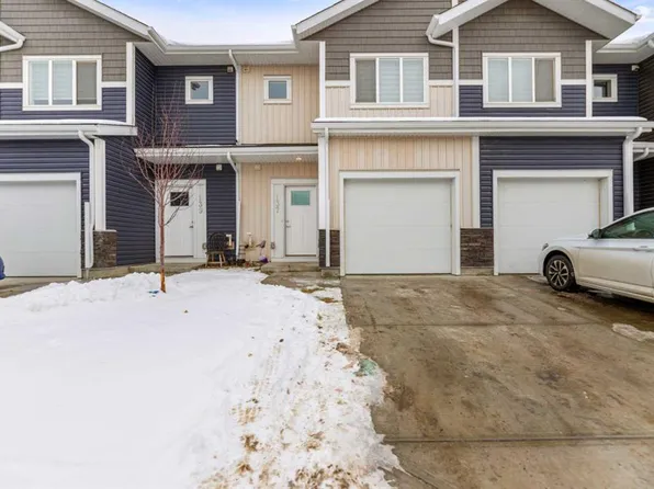 137 Red Embers Line NE #137, Calgary, AB T3N 2G4