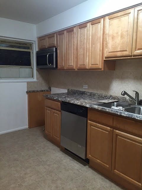 1st image of 14210 Hoover Ave APT 112