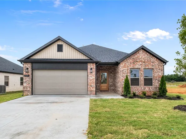 1305 NW 15th St, Highfill, AR 72734