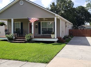 542 Avenue B, Port Allen, LA 70767
