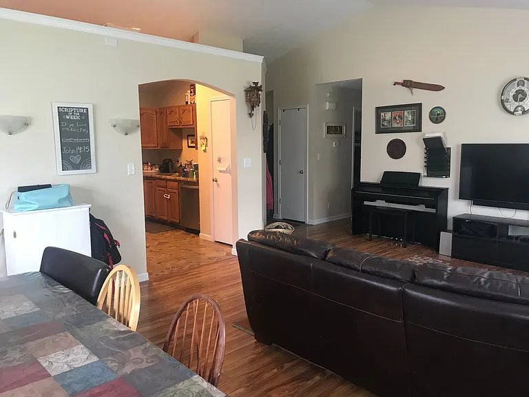 4324 Mason Dixon Dr — Photo 5