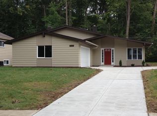 26269 Redwood Dr, Olmsted Falls, OH 44138