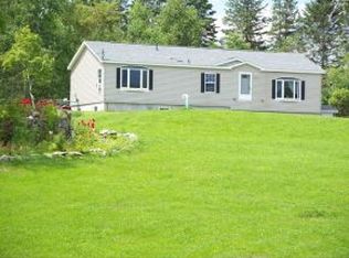 30 Wild Acres Dr, Lancaster, NH 03584