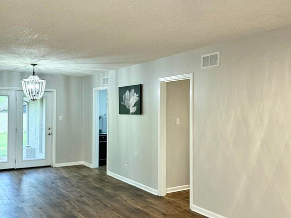 2nd image of 36 Sweetbay Dr
