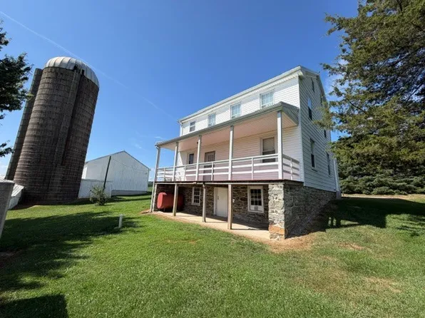 3061 Brownton Rd, Red Lion, PA 17356
