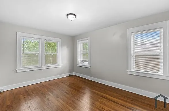 6748 Crest Ave #2E — Photo 7