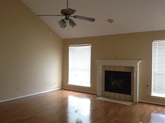 2nd image of 21614 N Tangle Creek Ln