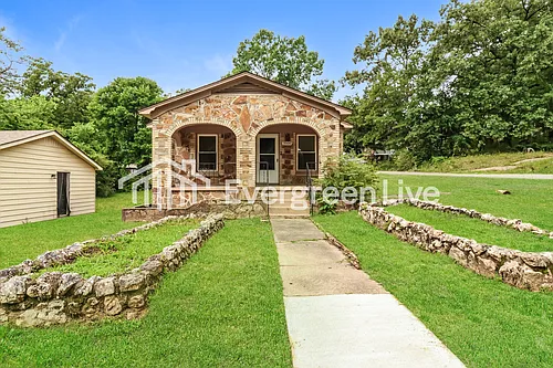 3500 Boyd St Photo 1