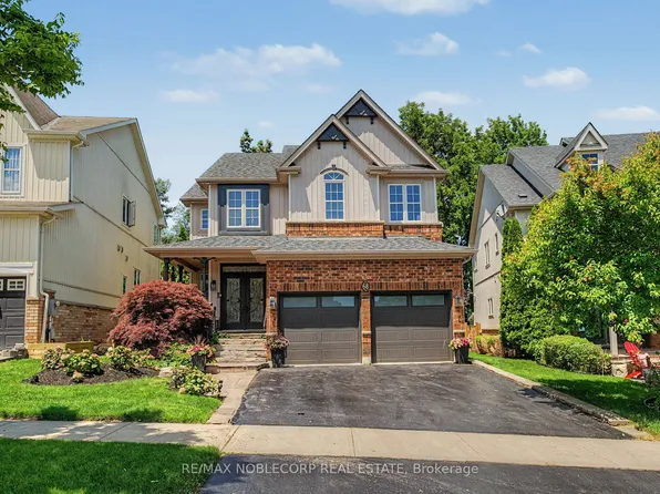 68 Meadowglen Blvd, Halton Hills, ON L7G 0B7