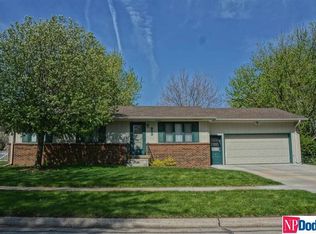 929 N 26th Ave, Blair, NE 68008