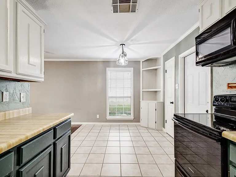 3429 Harvest Dr — Photo 10