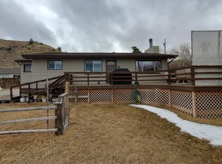 1730 Wyoming Ave, Meeteetse, WY 82433