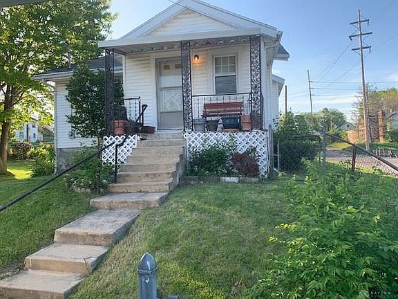 3rd image of 2600 Lakeview Ave
