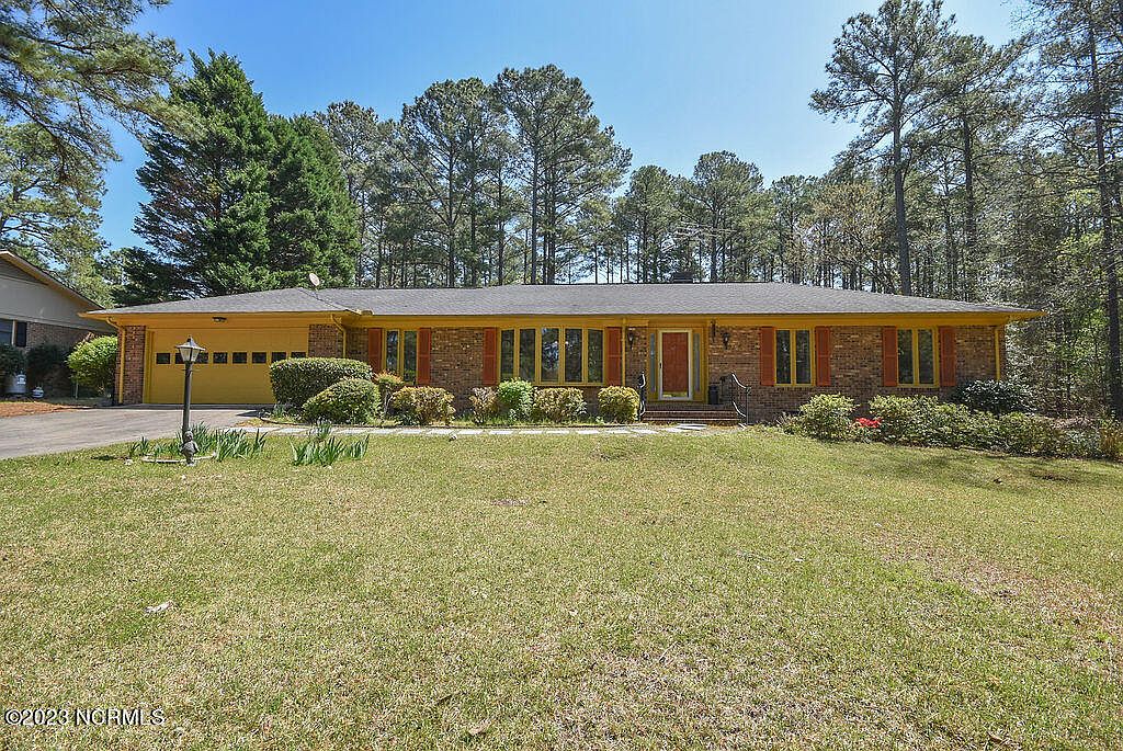 32 Shadow Drive, Whispering Pines, NC 28327 Zillow