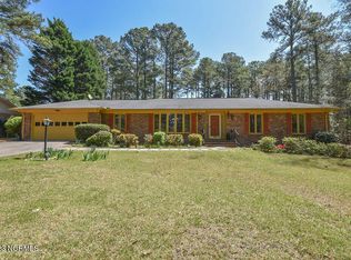 32 Shadow Dr, Whispering Pines, NC 28327