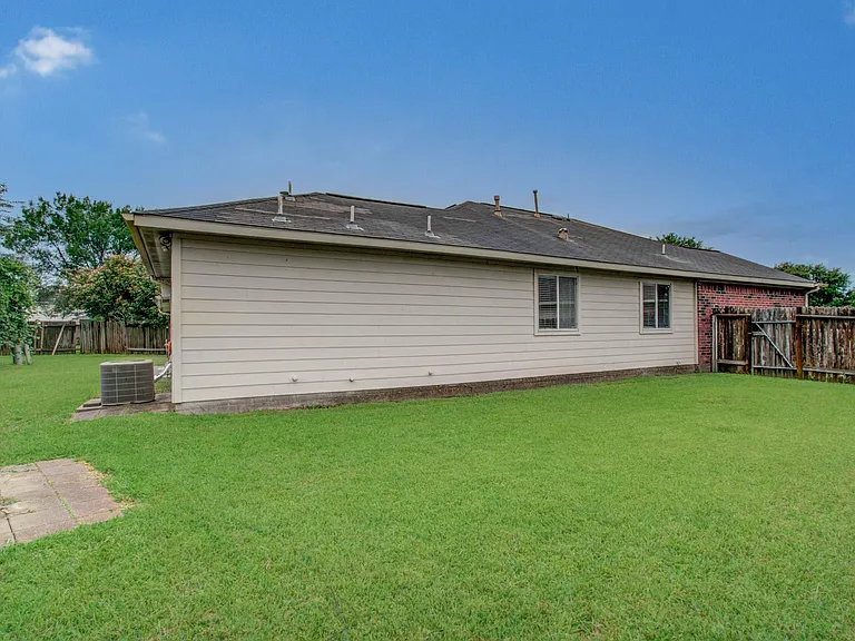 11714 Sweet Willow Ct — Photo 34
