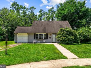24 Eventide Pl, Levittown, PA 19054