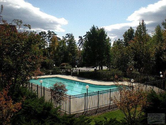 5th image of 5095 Sherbourne Ct