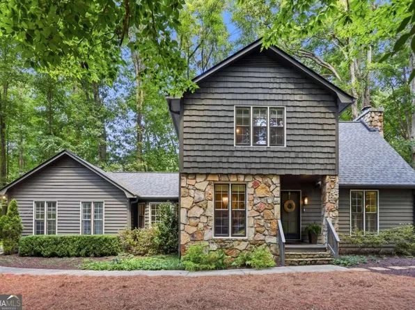 713 N Saint Marys Ln NW, Marietta, GA 30064