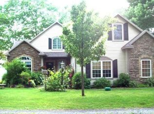 54 River View Rd, Pulaski, NY 13142