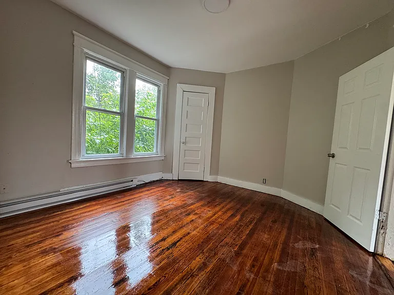 93 Easton Ave #2 — Photo 8