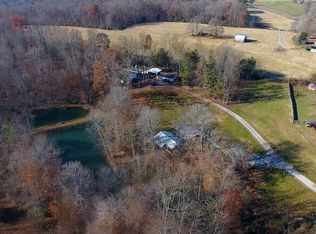 5752 Cobb Hollow Rd, Tullahoma, TN 37388