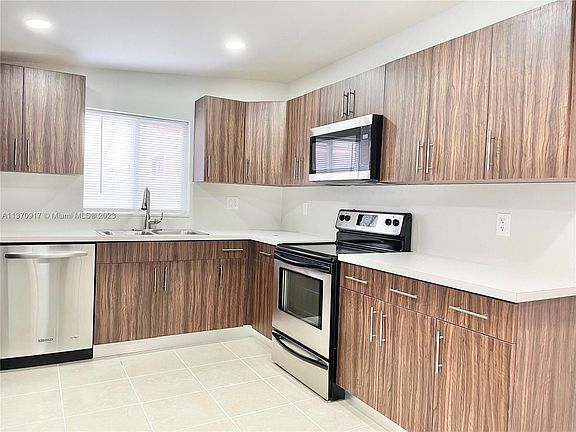 2nd image of 430 NW 51st Ave