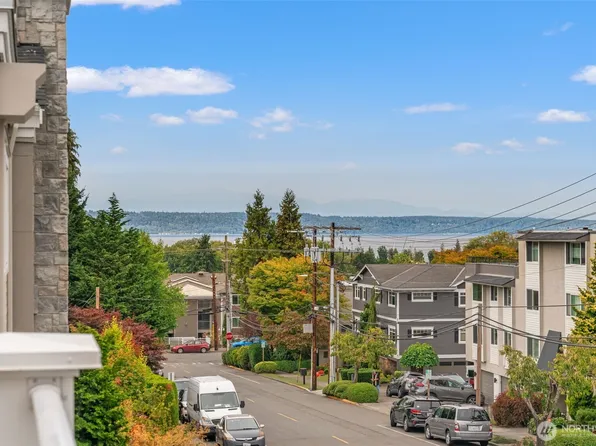 400 Walnut Street #301, Edmonds, WA 98020
