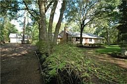 1st image of 25913 Pine Oak Dr