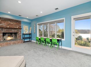 5 Crystal Brook Hollow Rd, Port Jefferson, NY 11777