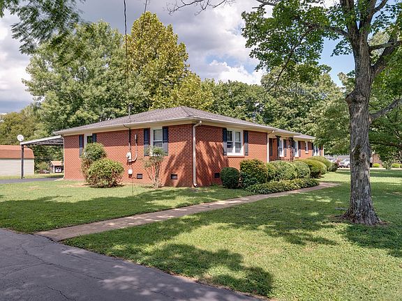 2nd image of 612 Circle Dr