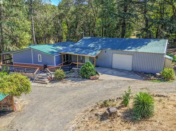 2892 Coos Bay Wagon Rd, Roseburg, OR 97471