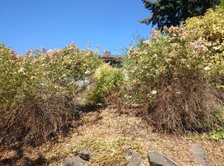 3825 37th Ave SW, Seattle, WA 98126