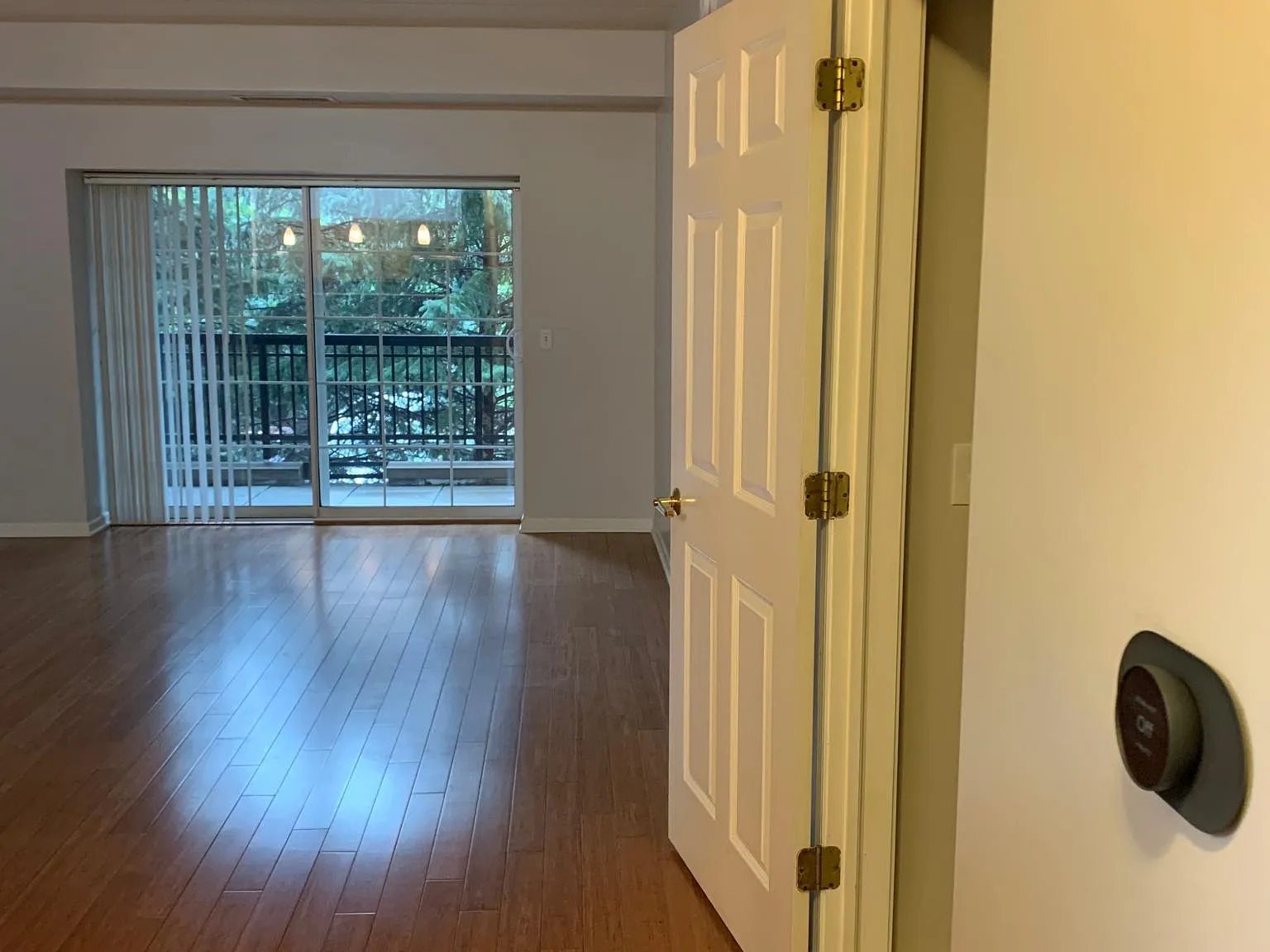 1 bed, 850 sqft, $1,950 — Photo 2
