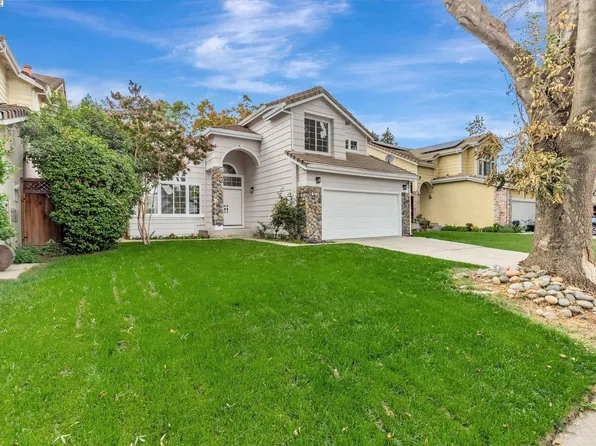 55 Shakespear Ct, Tracy, CA 95376